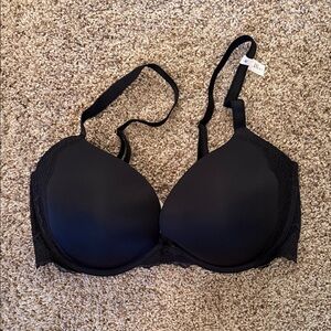 NWT Victorias Secret Black Lace Dream Angels Push-Up Bra - 38DD